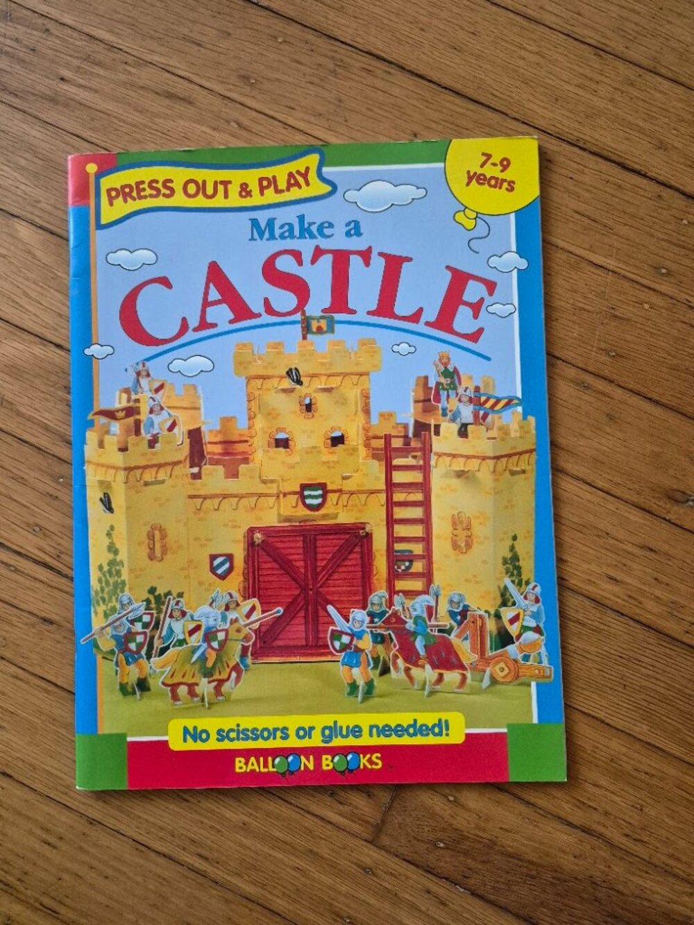 NEW Press Out & Play Make a Castle